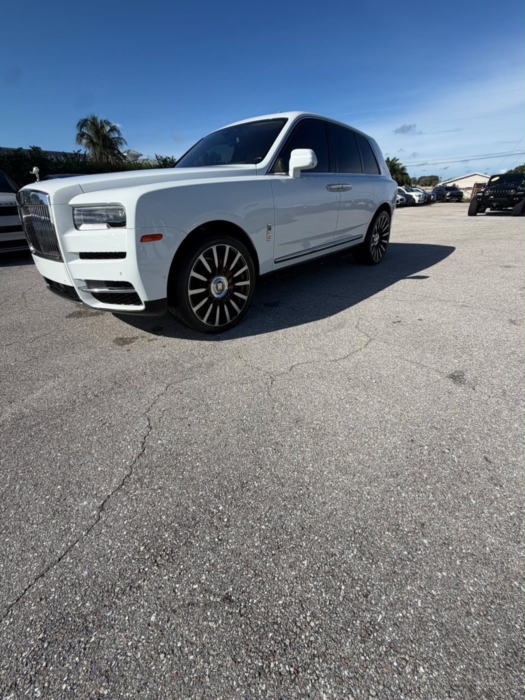 Rolls-Royce Cullinan profile